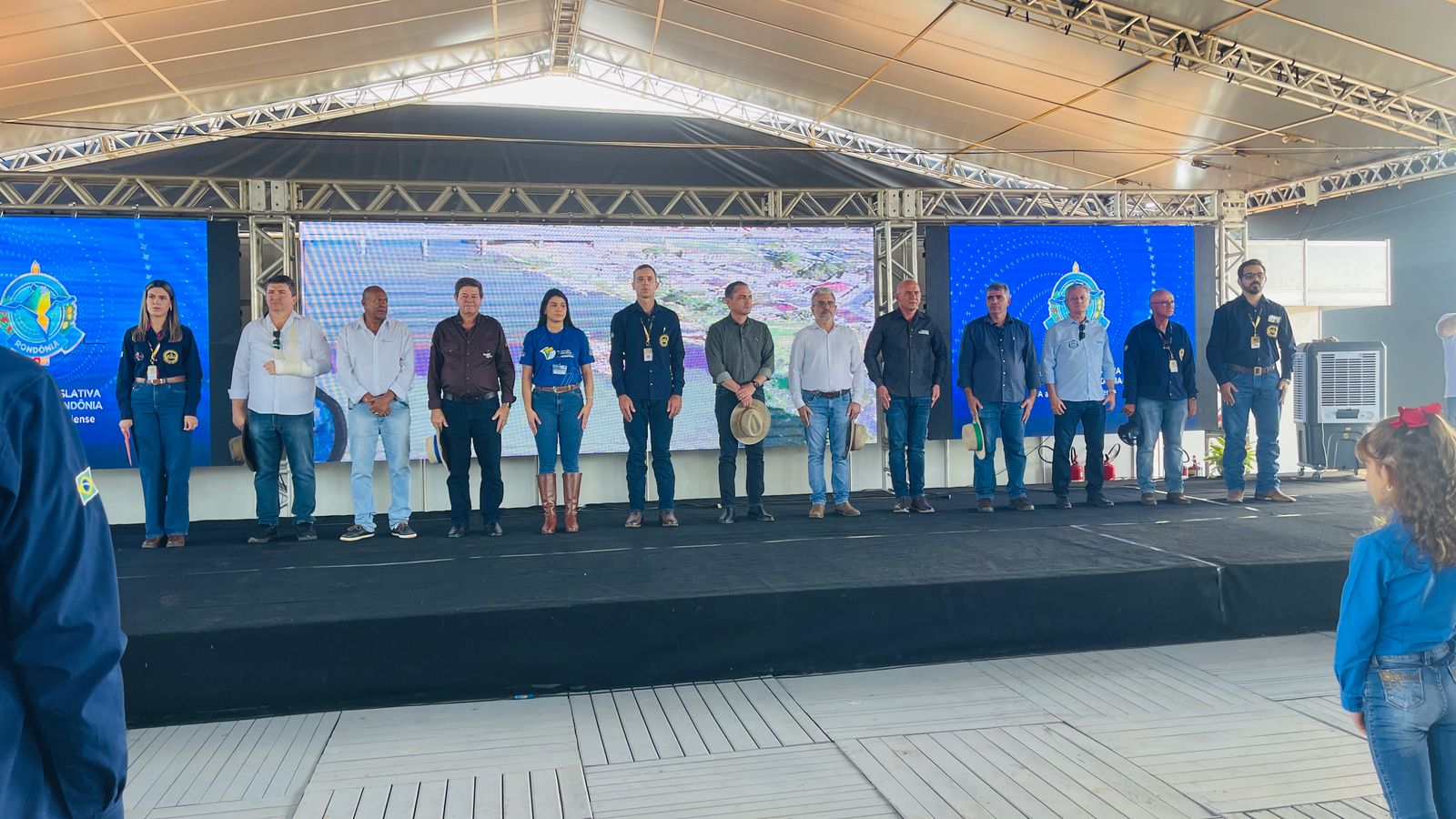 A Câmara Municipal de Cerejeiras está marcando presença na AGROCOM 2025, reafirmando seu compromisso com o desenvolvimento econômico e social da região.